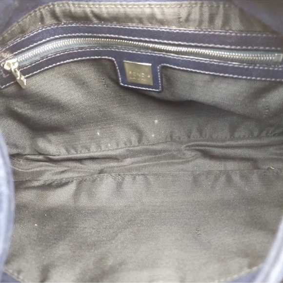 FENDI Vintage Baguette Navy Blue Suede Leather - Picture 6 of 10